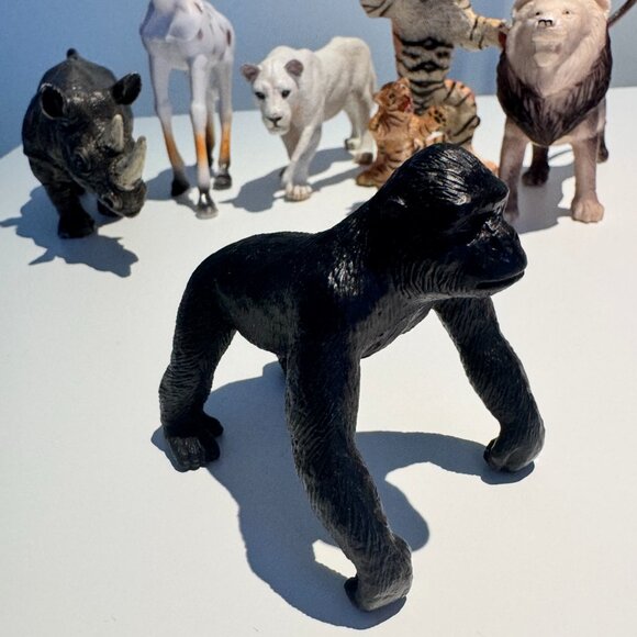 Safari Wild Animal Figurine Set – Lot of 10 - Picture 6 of 8